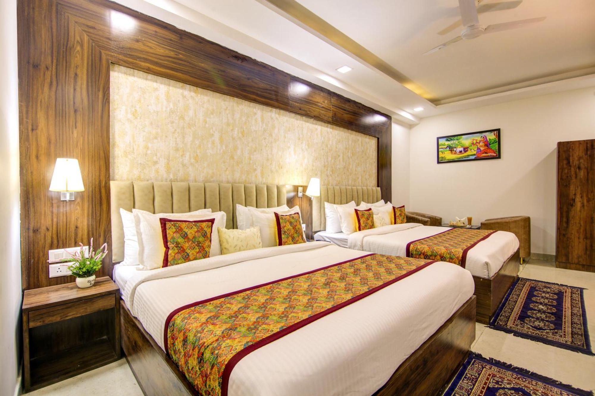 Hotel The Prithvi Near Delhi Airport Нью-Делі Екстер'єр фото