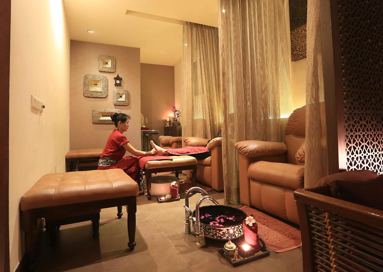 Hotel The Prithvi Near Delhi Airport Нью-Делі Екстер'єр фото